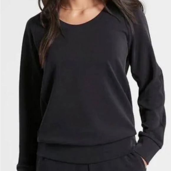Seasoft Scoop-Neck Sweatshirt Top - Picture 9 of 9